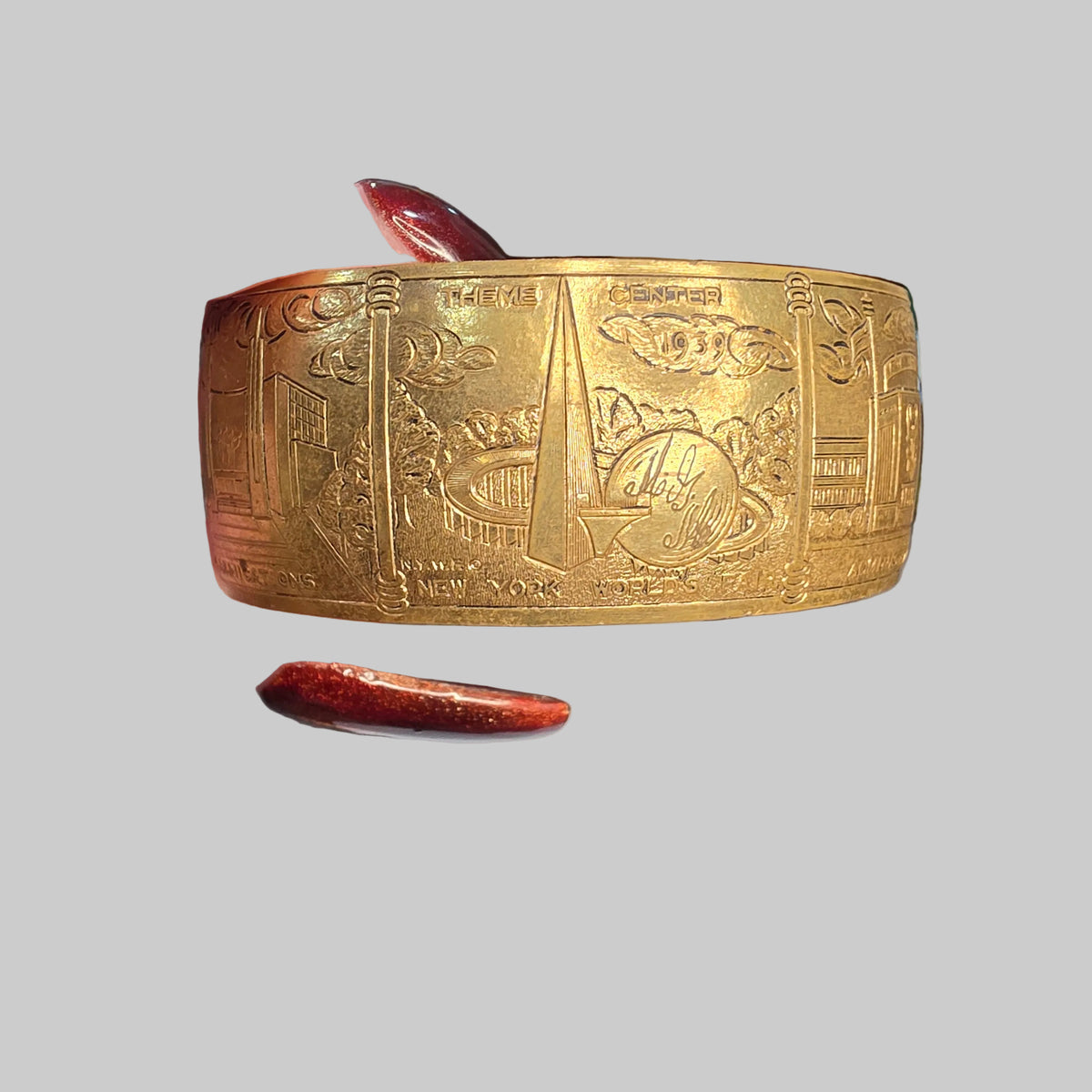 1939 New York World's Fair Bracelet with Engravings
