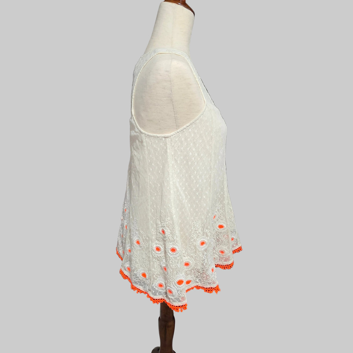 Vanessa & Virginia | White Lace Aline Top
