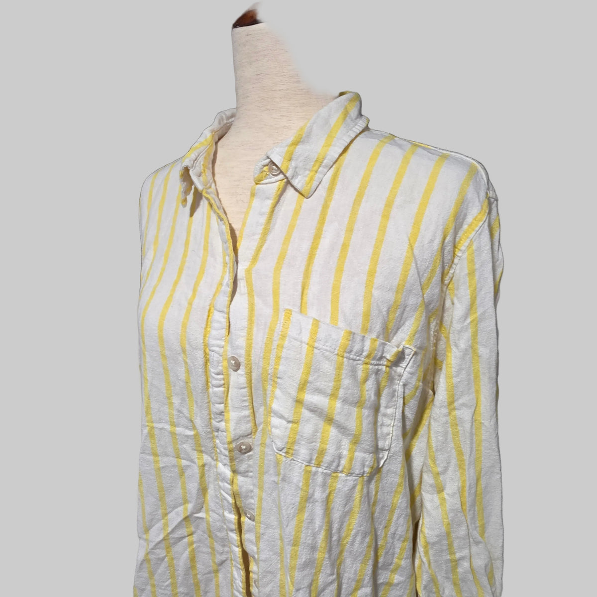 Universal Thread | Relaxed Fit Yellow Striped Linen Blend Button Down
