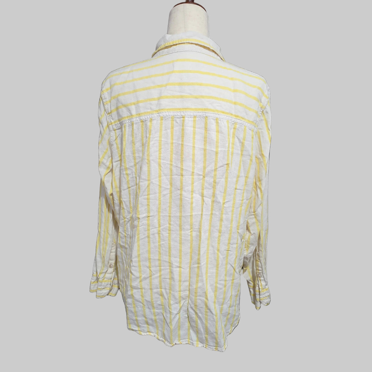 Universal Thread | Relaxed Fit Yellow Striped Linen Blend Button Down