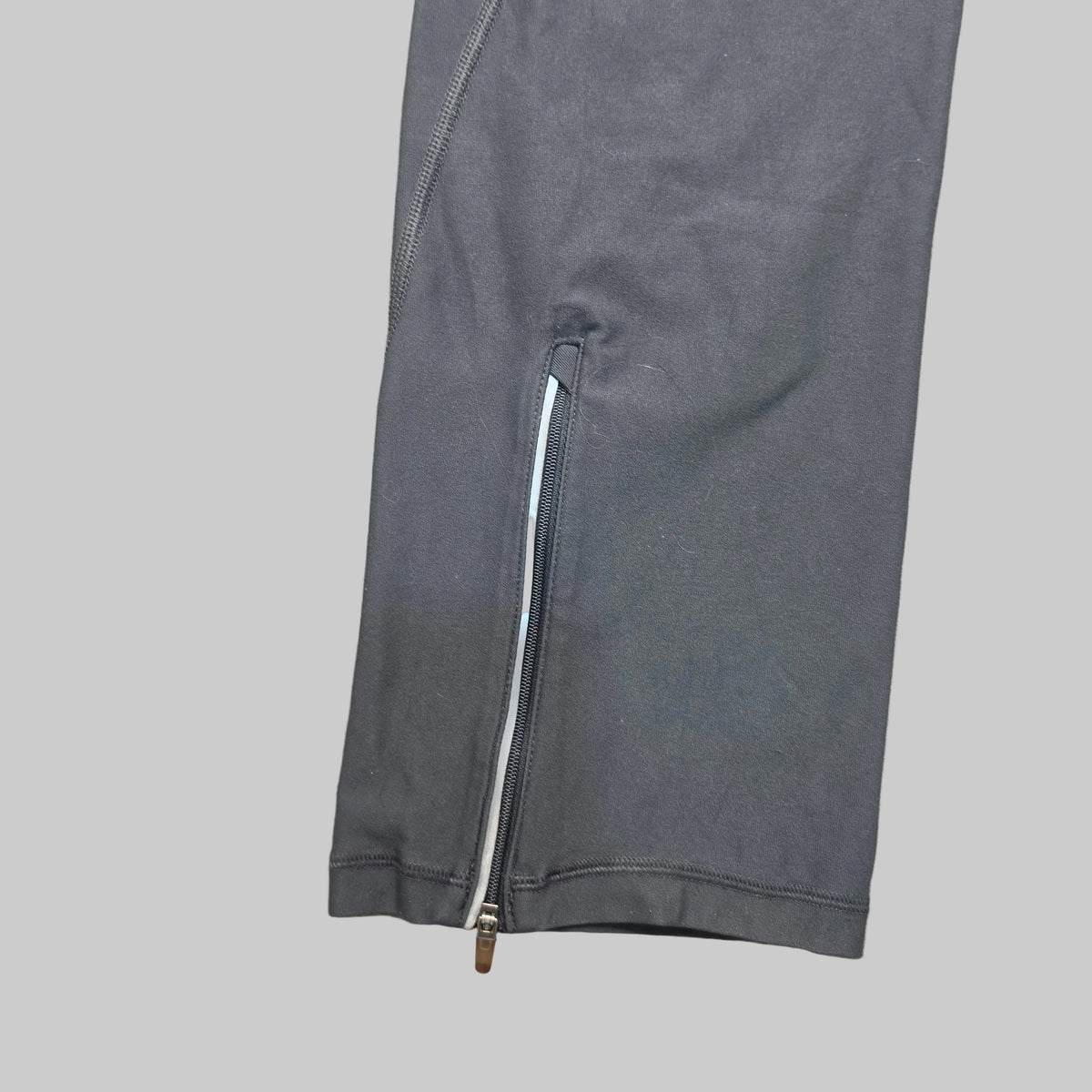 Nike | Dri-Fit Gray Leggings