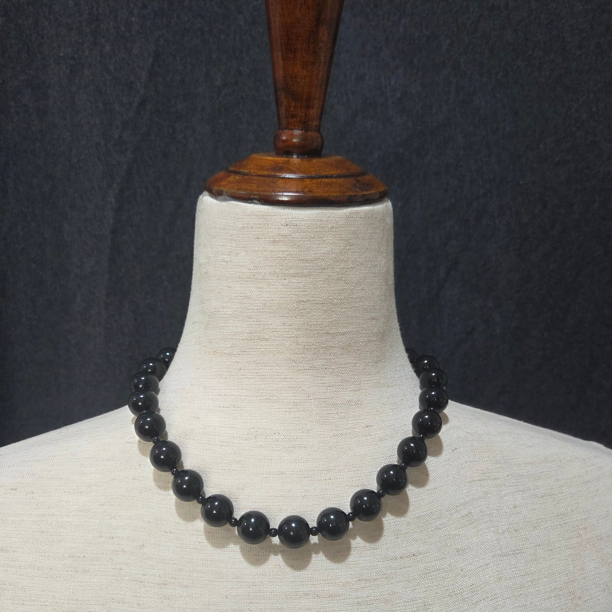 Black Beaded Short Necklace