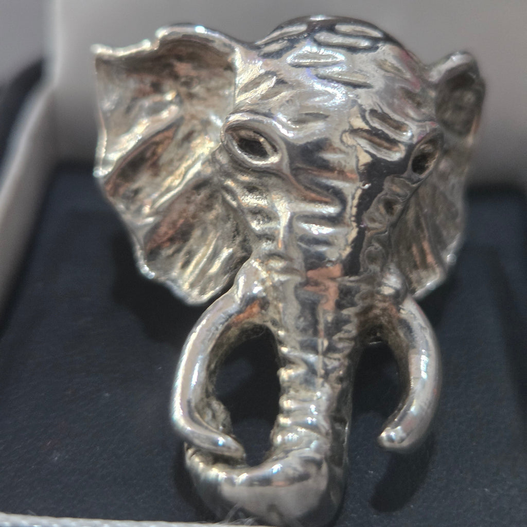 Vintage Elephant Head Ring Size 9