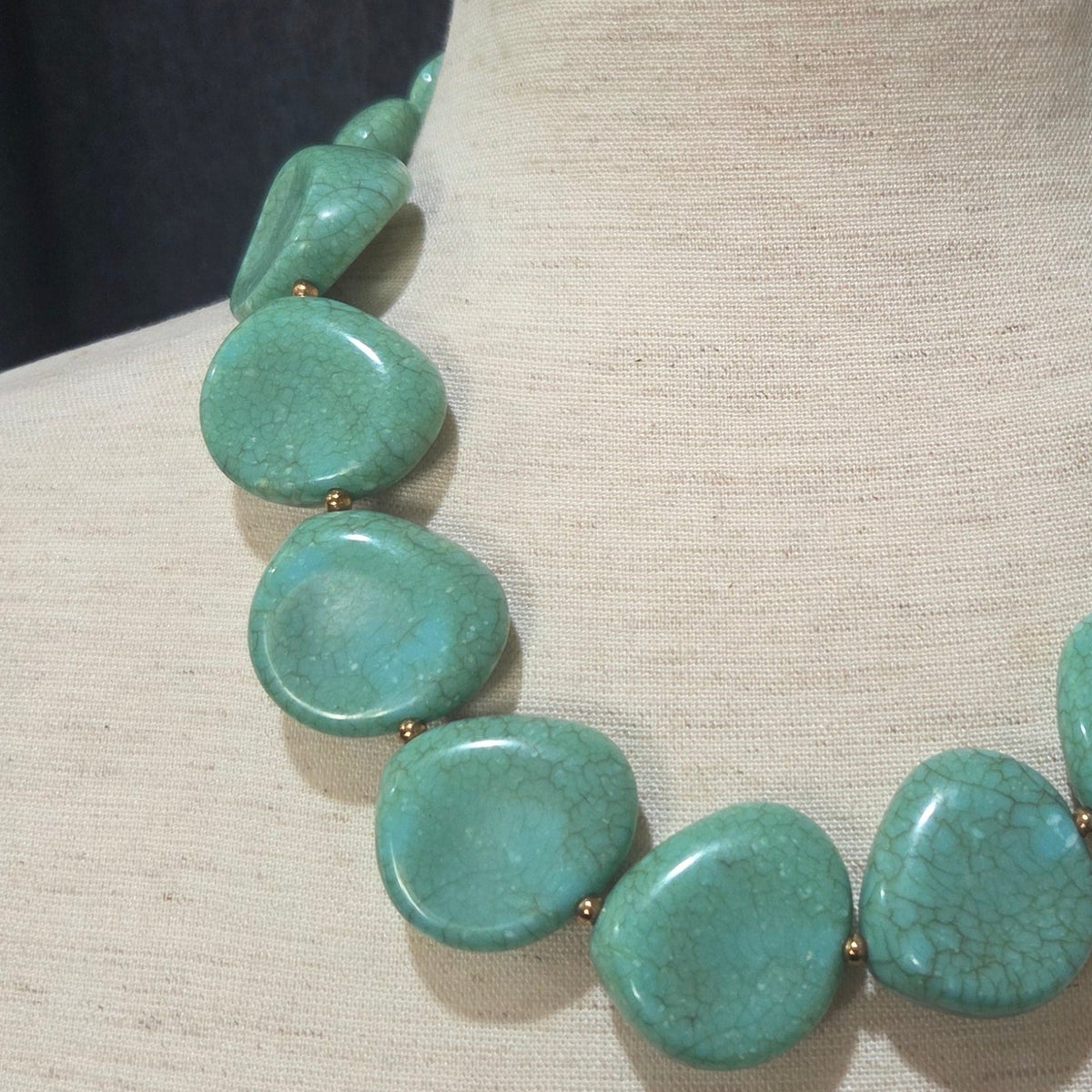 Oversized Faux Stone Necklace