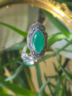 Sterling Silver and Green Cabochon Ring Sz 6
