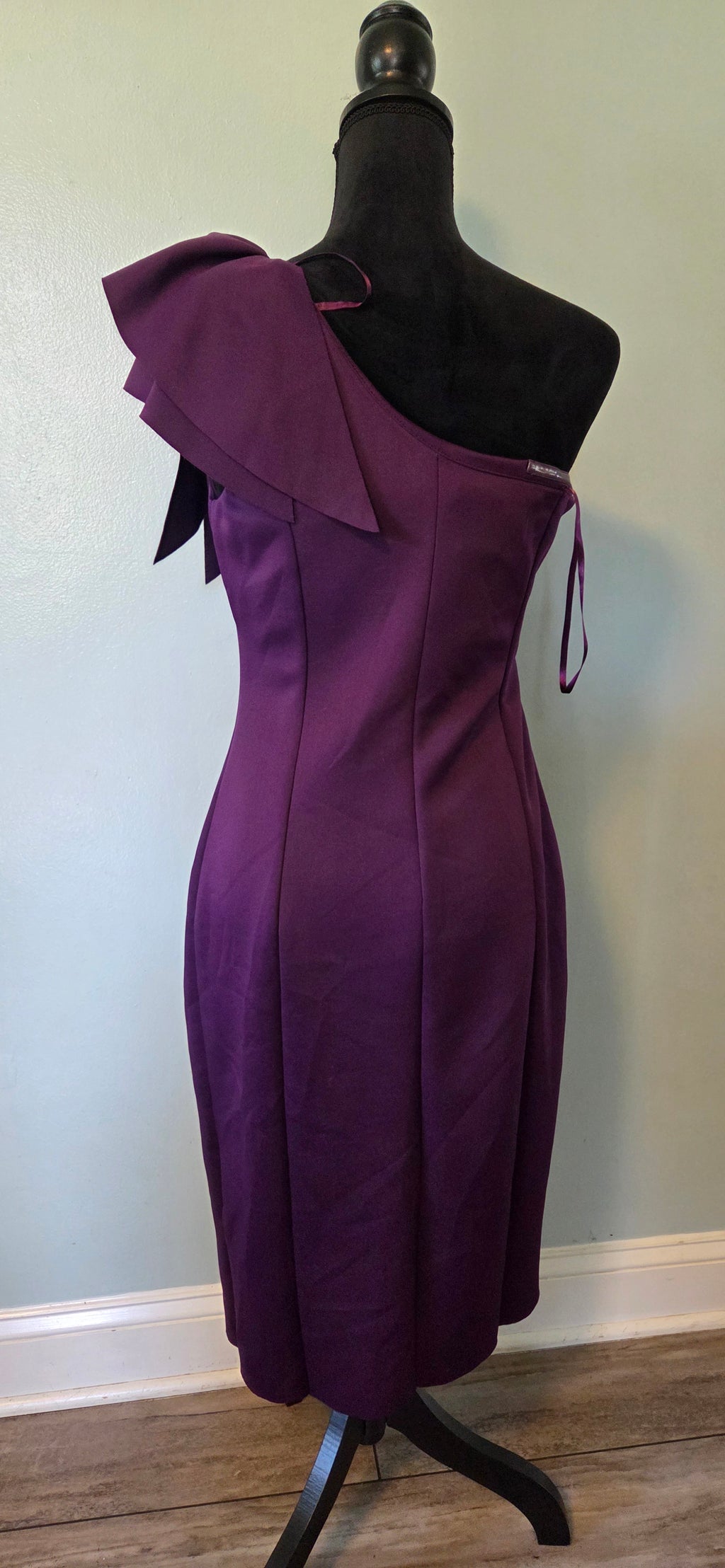 Jessica Howard | One Shoulder Purple Cocktail Dress