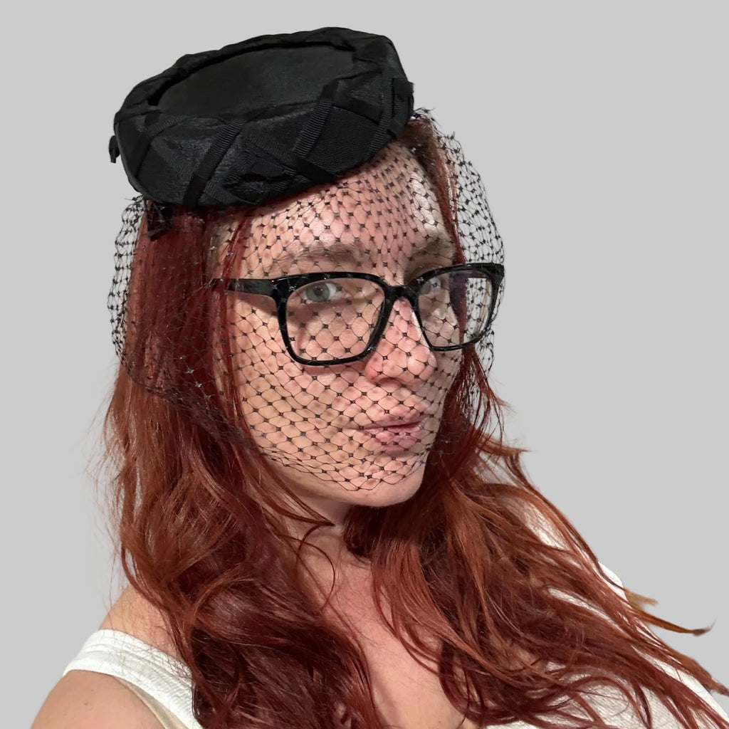Vintage 1950s Black Fascinator With Veil