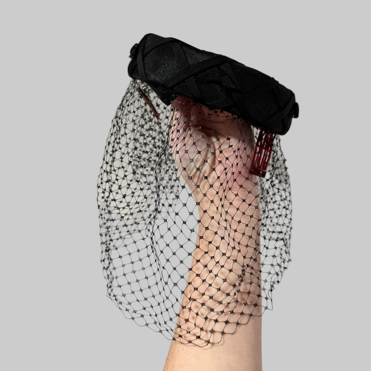Vintage 1950s Black Fascinator With Veil