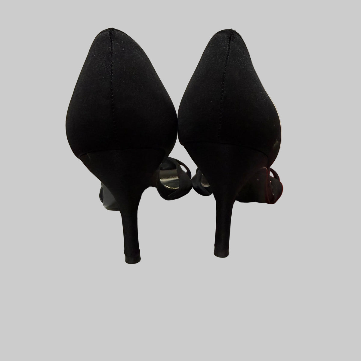 Nina | Black Kitten Heels