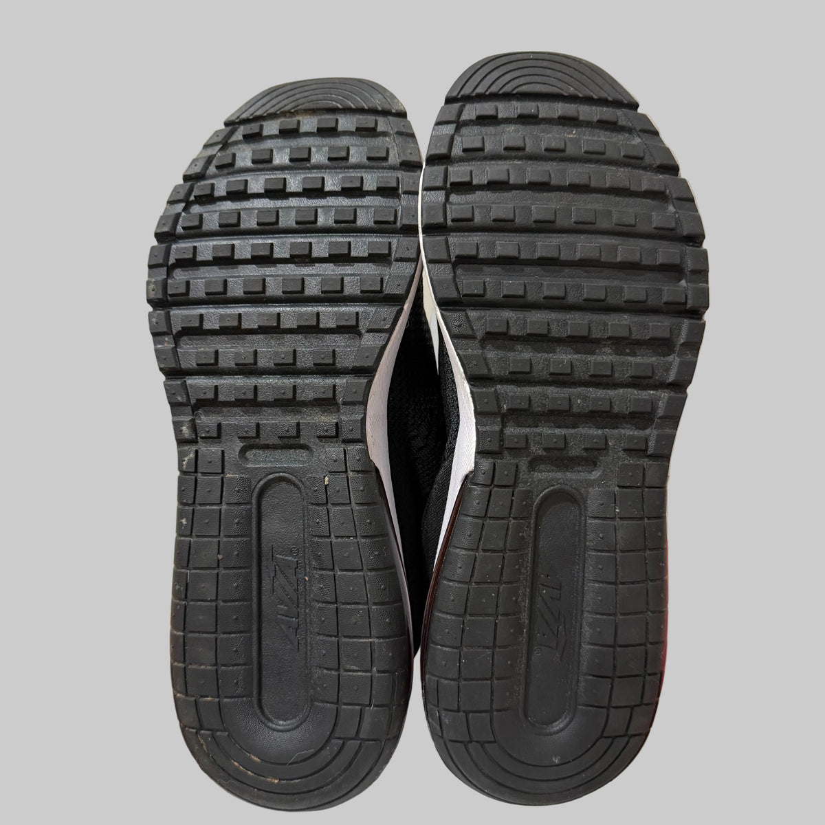 Avia | Black O2Air Athletic Sneaker