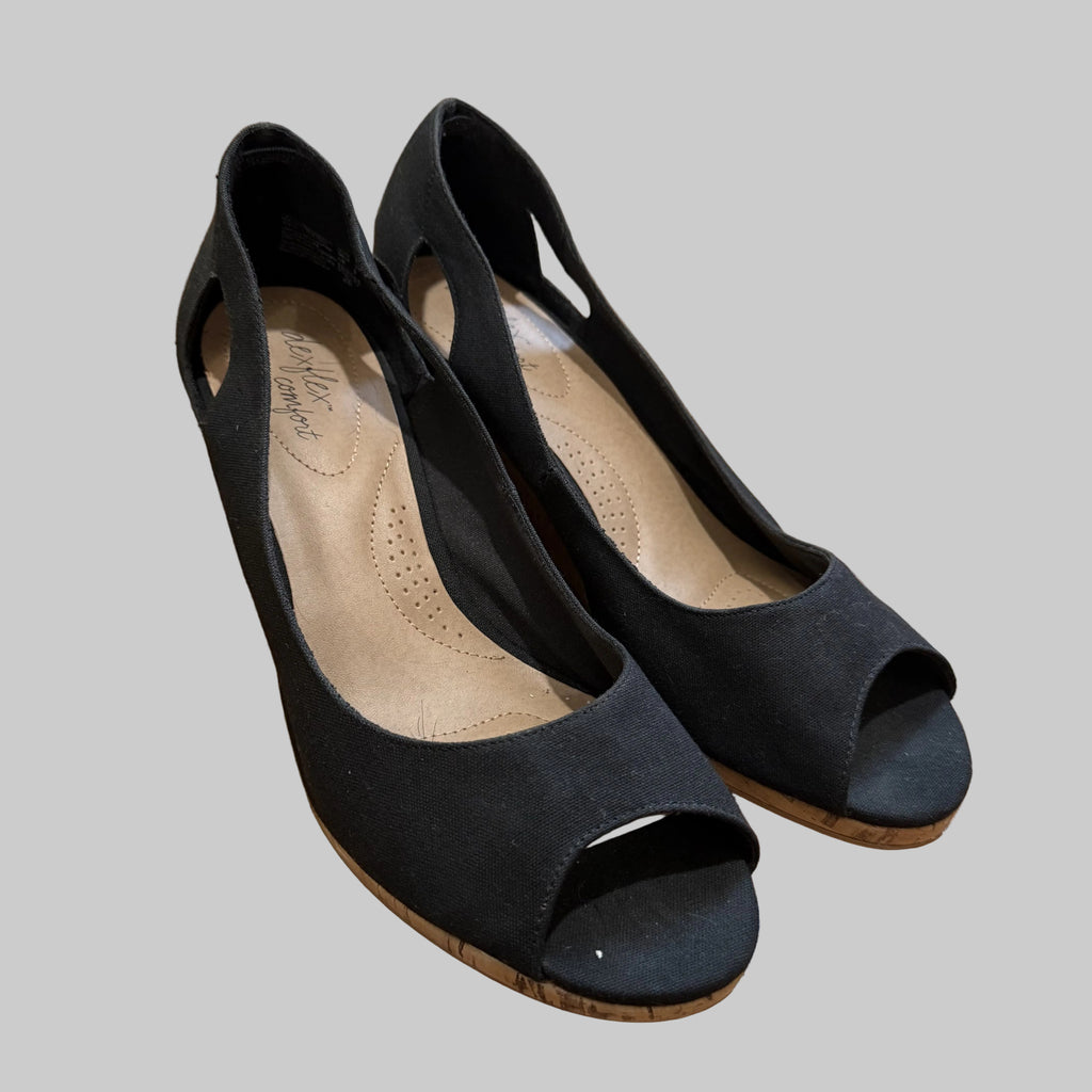 DexFlex Comfort | Black Peep Toe Wedge Heels